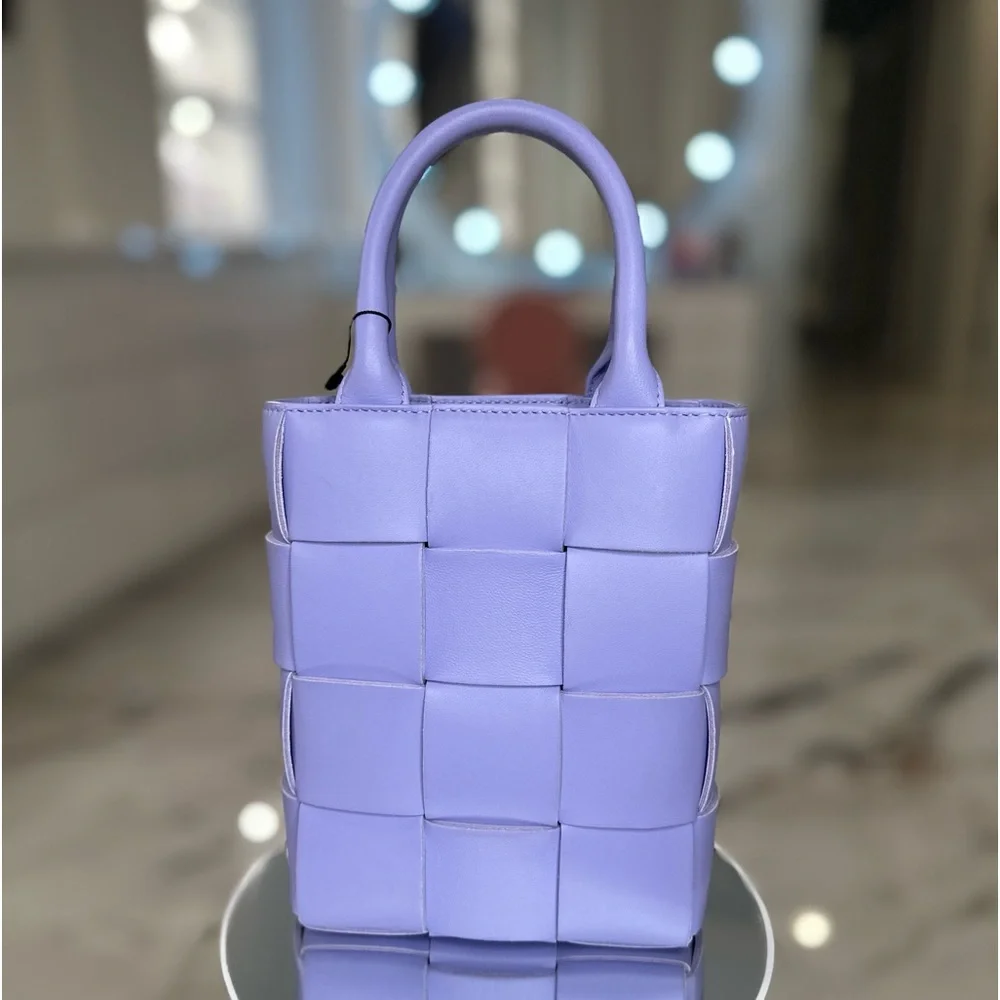🌟SOLD🌟 NWT Bottega Veneta Small Cassette Tote Bag - Picture 1 of 9